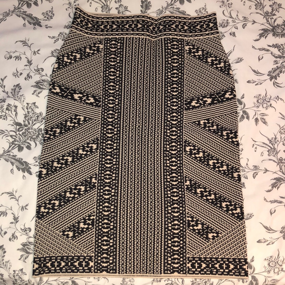 BCBG Form Fitting Skirt